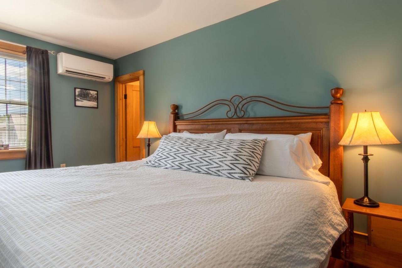 Emilyville Inn Campbellford Ngoại thất bức ảnh