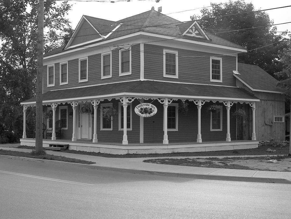 Emilyville Inn Campbellford Ngoại thất bức ảnh