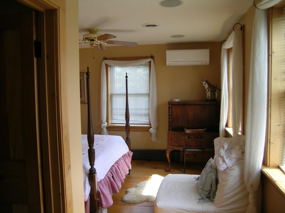 Emilyville Inn Campbellford Ngoại thất bức ảnh