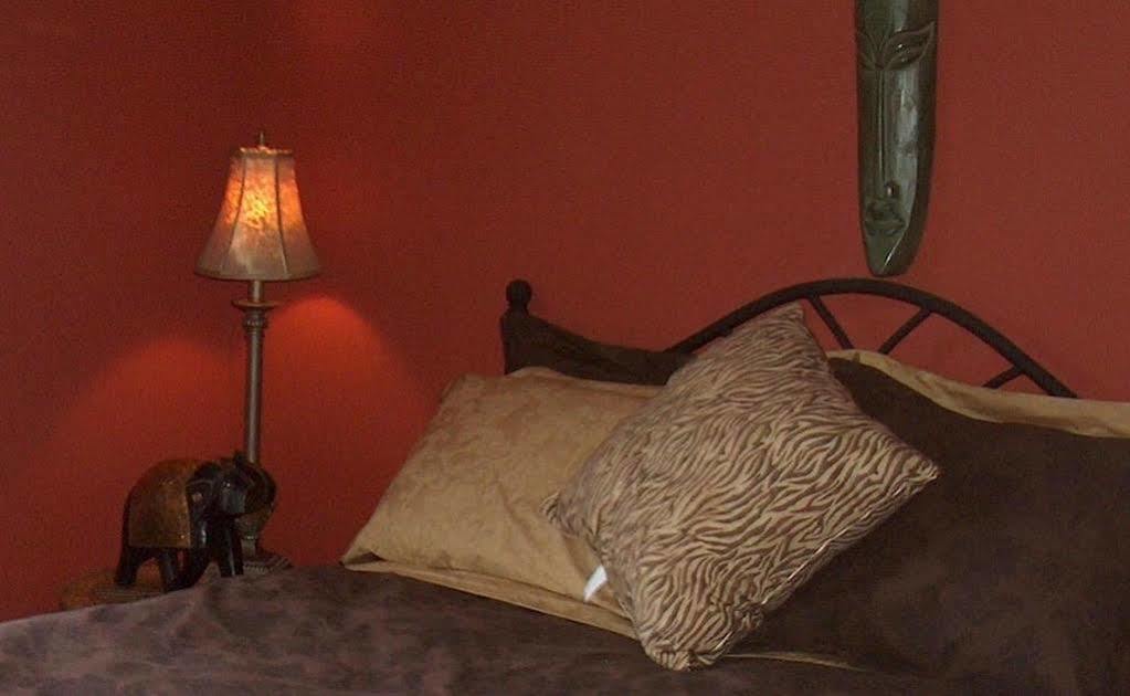 Emilyville Inn Campbellford Ngoại thất bức ảnh